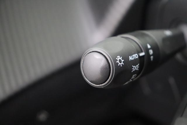 Peugeot 2008 Allure Hybrid 145 hp e-DSC6 