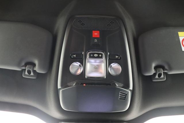 Peugeot 2008 Allure Hybrid 145 hp e-DSC6 