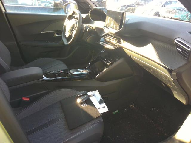 Peugeot 2008 Allure Hybrid 145 (e-DCS6) 