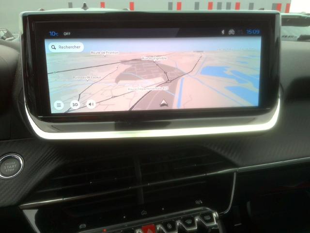 Peugeot 2008 Allure Hybrid 145 (1.2L) e-DCS6 