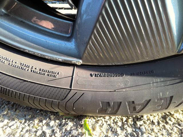 Peugeot 408 Allure 1.2L Hybrid 136 (e-DCS6) 