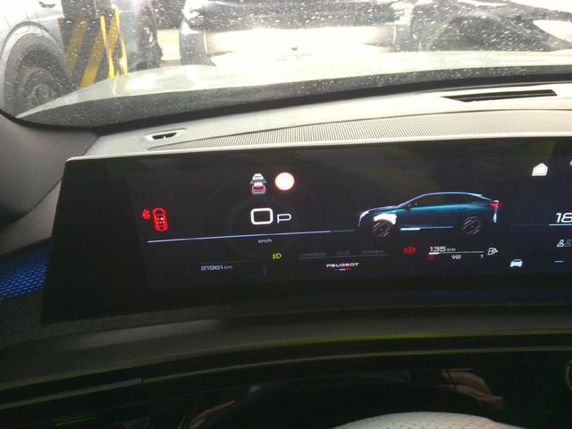 Peugeot 3008 GT Hybrid 145 e-DCS6 (1.2L 3-cylinder mild-hybrid gasoline) 