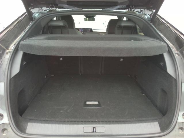 Peugeot 3008 GT Hybrid 145 (e-DCS6) 1.2L 3-cyl 