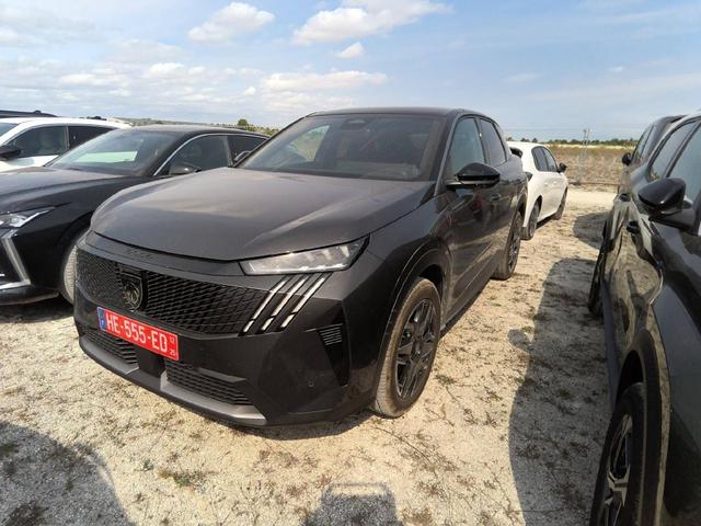 Peugeot 3008 GT Hybrid 145 (e-DCS6) 1.2L 
