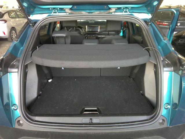 Peugeot 2008 Allure Hybrid 145 e-DCS6 