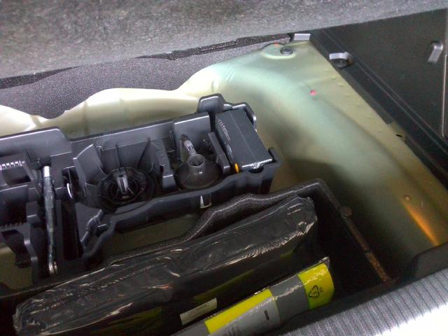 Peugeot 2008 Allure Hybrid 145 e-DCS6 