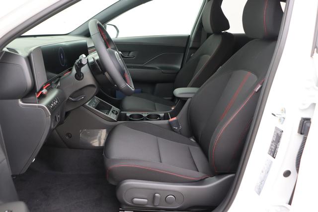 Hyundai KONA Feel N-Line 1.6 Gdi HEV 138 hp 6DCT 