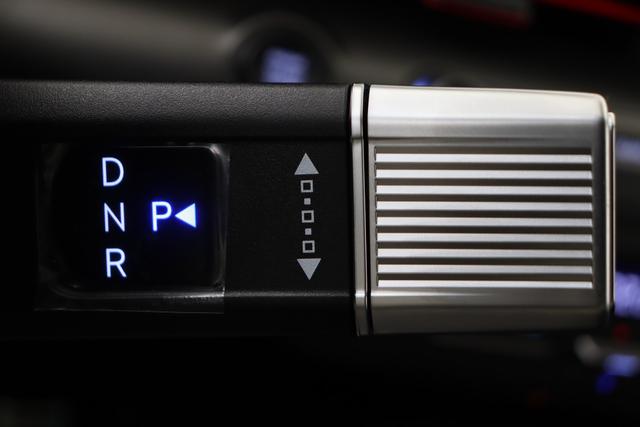 Hyundai KONA Feel N-Line 1.6 Gdi HEV 138 hp 6DCT 