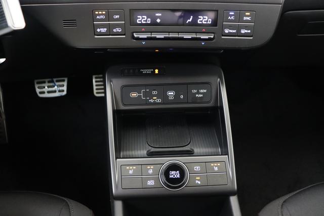 Hyundai KONA Feel N-Line 1.6 Gdi HEV 138 hp 6DCT 