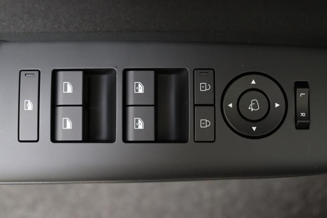 Hyundai KONA Feel N-Line 1.6 Gdi HEV 138 hp 6DCT 