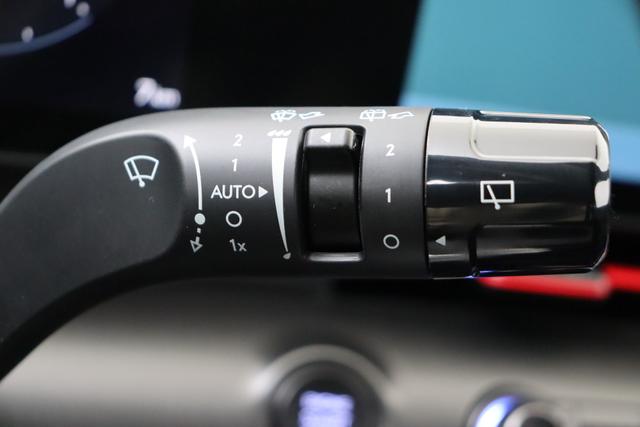 Hyundai KONA Feel N-Line 1.6 Gdi HEV 138 hp 6DCT 