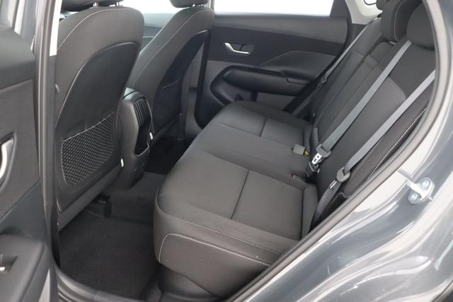 Hyundai KONA Feel 1.6 Gdi HEV 138 hp 6DCT 