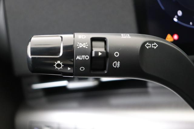 Hyundai KONA Feel 1.6 Gdi HEV 138 hp 6DCT 