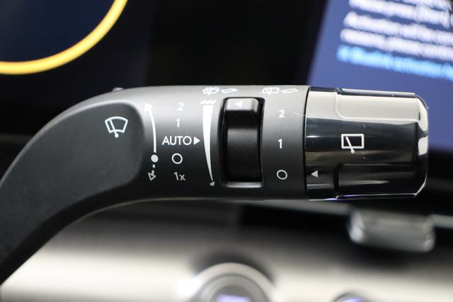 Hyundai KONA Feel 1.6 Gdi HEV 138 hp 6DCT 