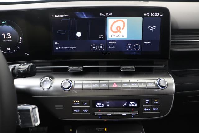 Hyundai KONA Feel 1.6 Gdi HEV 138 hp 6DCT 