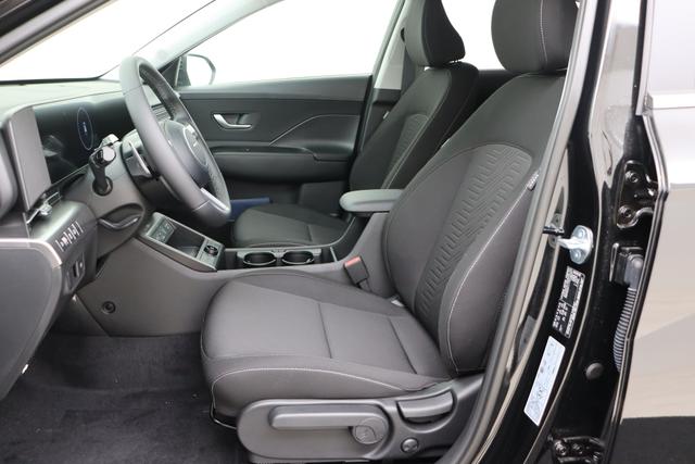 Hyundai KONA Feel 1.6 Gdi HEV 138 hp 6DCT 