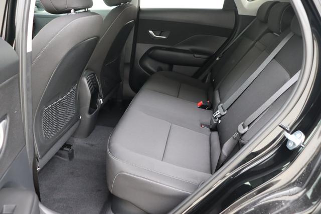 Hyundai KONA Feel 1.6 Gdi HEV 138 hp 6DCT 