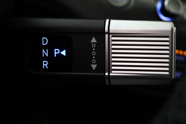 Hyundai KONA Feel 1.6 Gdi HEV 138 hp 6DCT 