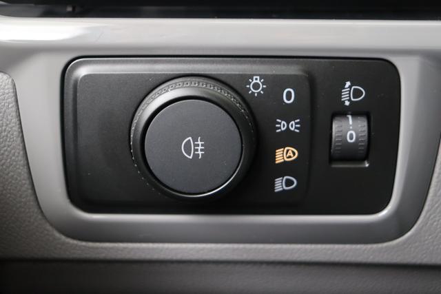 Volkswagen Transporter 6.1 Kastenwagen T7 Double cabine 3500 mm 2,0 TDI 170 hp 4MOTION Aut. 