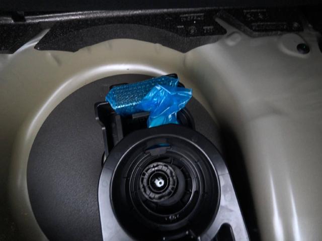 Peugeot 208 Style 1.2L (1199cc) 100 hp S&S, 6-speed manual 