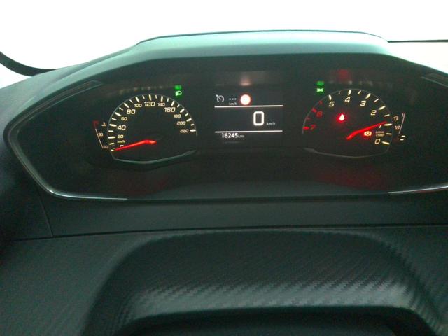 Peugeot 208 Style 1.2L 100hp S&S (BVM6) 