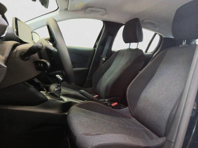 Peugeot 208 Style 1.2L 3-cylinder 100 hp S&S (6-speed manual) 