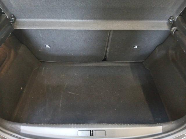 Peugeot 208 Style 1.2L 3-cylinder 100 hp S&S (6-speed manual) 