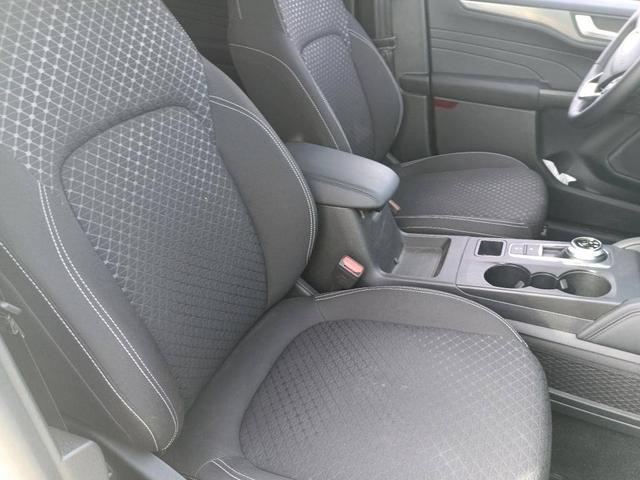 Ford Kuga Titanium 2.5L Duratec Hybrid (FlexiFuel/E85) 180 ch, Powershift 