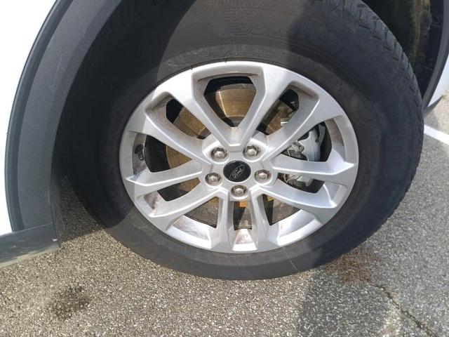 Ford Kuga Titanium 2.5L Duratec Hybrid (FlexiFuel/E85) 180 ch, Powershift 