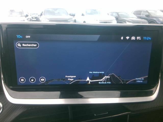 Peugeot 2008 Allure Hybrid 145 e-DCS6 (1.2L) 