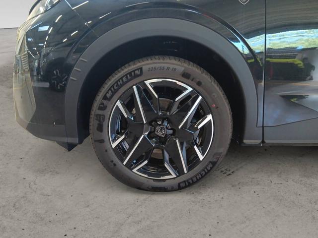 Peugeot 3008 GT Hybrid 145 e-DCS6 (1.2L) 