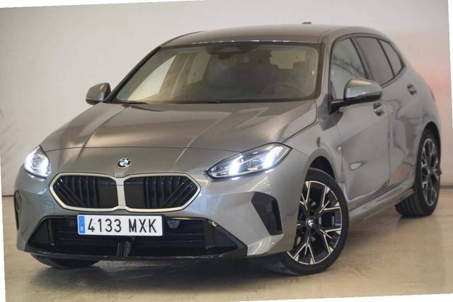 BMW 1er 1 Serie M Sport Design 120d 163 hp (120 kW) Diesel mild-hybrid, 7-speed DKG dual-clutch automatic, 2.0L (1995 cc) I4 TwinPower Turbo 