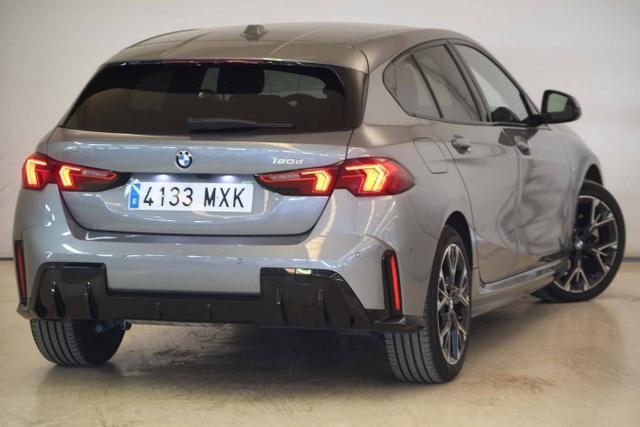 BMW 1er 1 Serie M Sport Design 120d 163 hp (120 kW) Diesel mild-hybrid, 7-speed DKG dual-clutch automatic, 2.0L (1995 cc) I4 TwinPower Turbo 