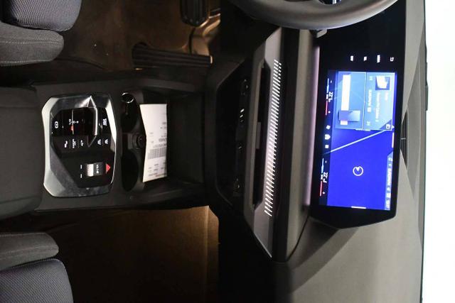 BMW 1er 1 Serie M Sport Design 120d 163 hp (120 kW) Diesel mild-hybrid, 7-speed DKG dual-clutch automatic, 2.0L (1995 cc) I4 TwinPower Turbo 