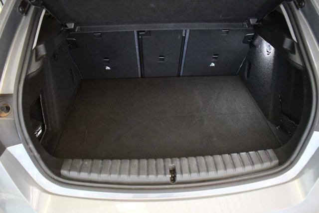 BMW 1er 1 Serie M Sport Design 120d 163 hp (120 kW) Diesel mild-hybrid, 7-speed DKG dual-clutch automatic, 2.0L (1995 cc) I4 TwinPower Turbo 