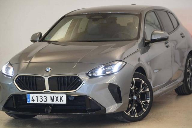 BMW 1er 1 Serie M Sport Design 120d 163 hp (120 kW) Diesel mild-hybrid, 7-speed DKG dual-clutch automatic, 2.0L (1995 cc) I4 TwinPower Turbo 