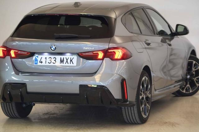 BMW 1er 1 Serie M Sport Design 120d 163 hp (120 kW) Diesel mild-hybrid, 7-speed DKG dual-clutch automatic, 2.0L (1995 cc) I4 TwinPower Turbo 