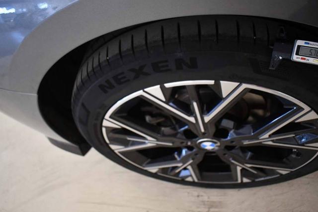 BMW 1er 1 Serie M Sport Design 120d 163 hp (120 kW) Diesel mild-hybrid, 7-speed DKG dual-clutch automatic, 2.0L (1995 cc) I4 TwinPower Turbo 