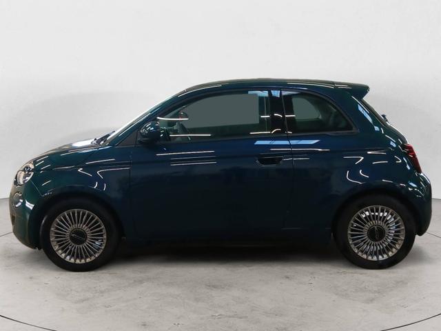 Fiat 500e 3+1 Icone Electric 70 kW (95 hp) 