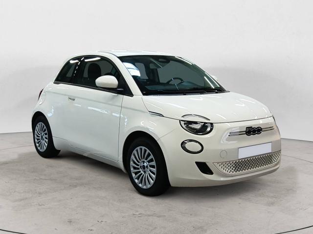 Fiat 500e 3+1 Action Electric 70 kW (95 hp) 