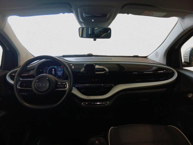 Fiat 500e 3+1 Action Electric 70 kW (95 hp) 
