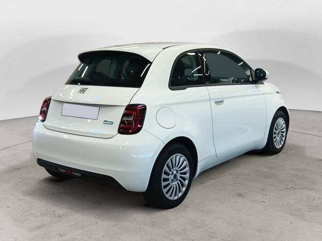 Fiat 500e 3+1 Nouvelle 500 Electric 95 hp (70 kW) 