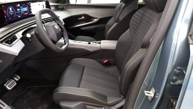 Peugeot 3008 GT Hybrid 145 e-DCS6 (mild-hybrid gasoline) 