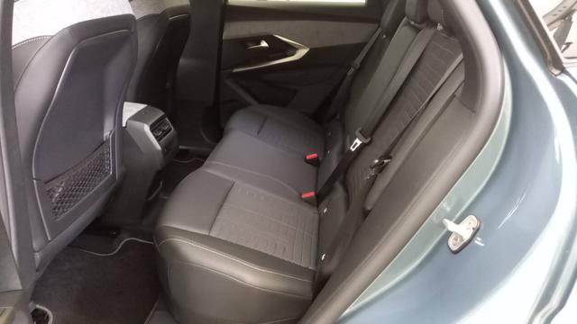 Peugeot 3008 GT Hybrid 145 e-DCS6 (mild-hybrid gasoline) 