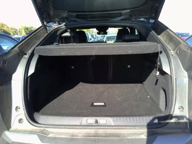 Peugeot 3008 GT Hybrid 145 (e-DCS6), 1.2L 3-cylinder 