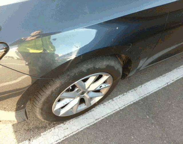 Seat Leon Style 1.5L eTSI (mild-hybrid) 116 hp DSG7 