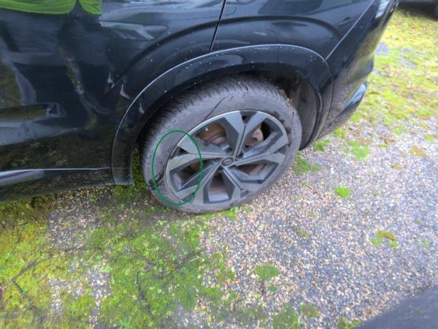 Renault Austral Iconic Esprit Alpine E-Tech Hybrid 200 (1.2L 3-cylinder hybrid) 