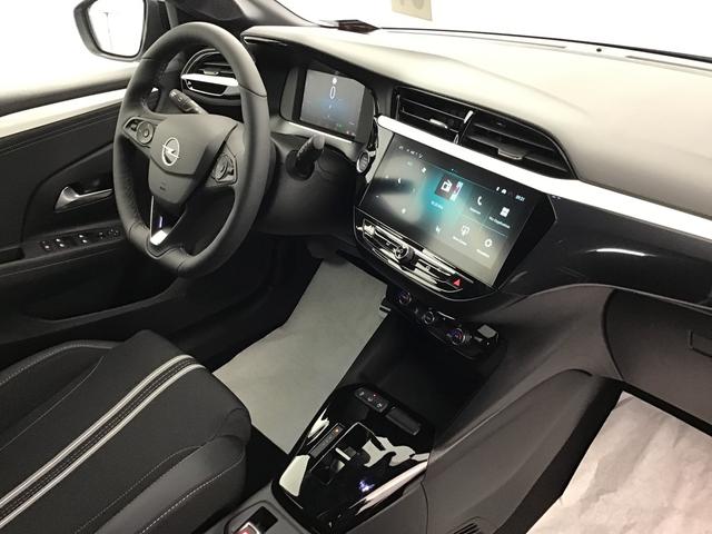 Opel Corsa GS 1.2 Hybrid Electric/Gasoline 112hp 