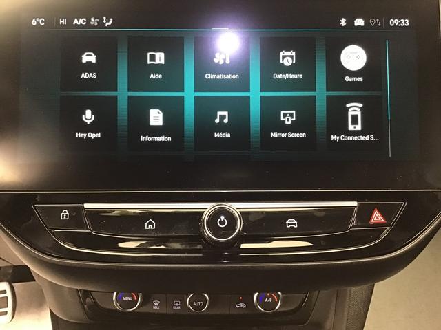 Opel Corsa GS 1.2 Hybrid Electric/Gasoline 112hp 