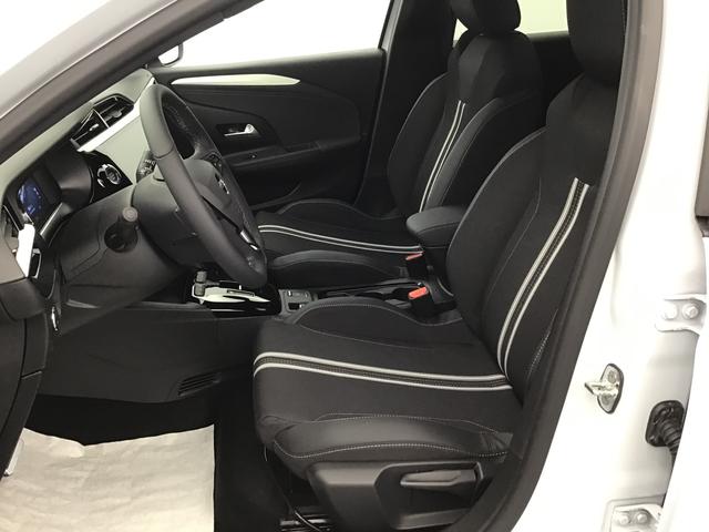 Opel Corsa GS 1.2 Hybrid Electric/Gasoline 112hp 